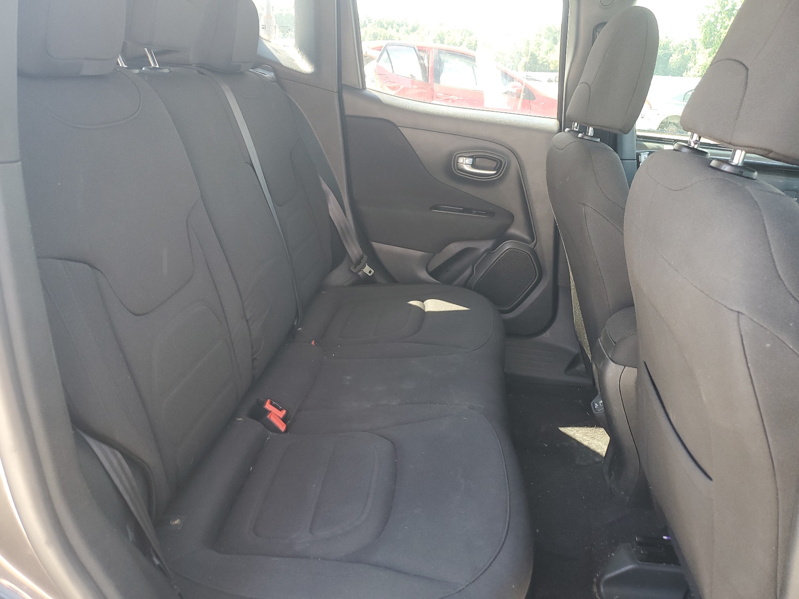 ZACNJABB1LPL90898 2020 Jeep Renegade Latitude