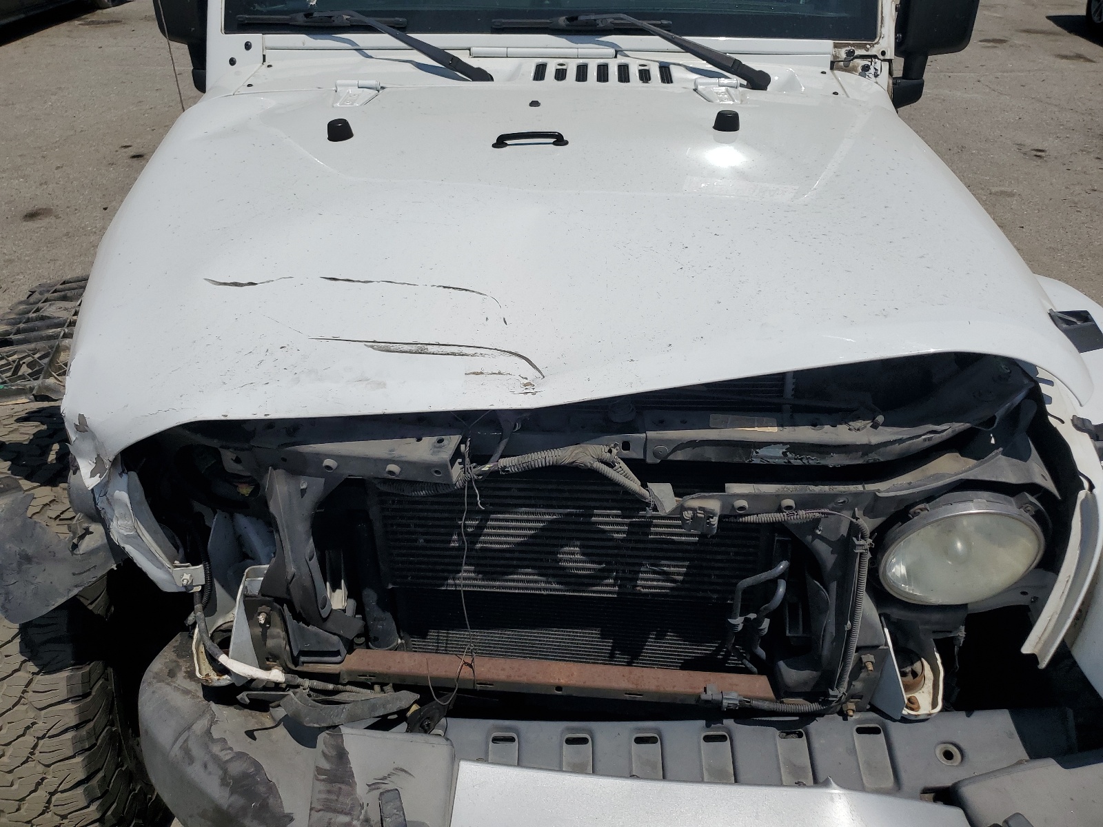 1C4BJWEG0CL172286 2012 Jeep Wrangler Unlimited Sahara