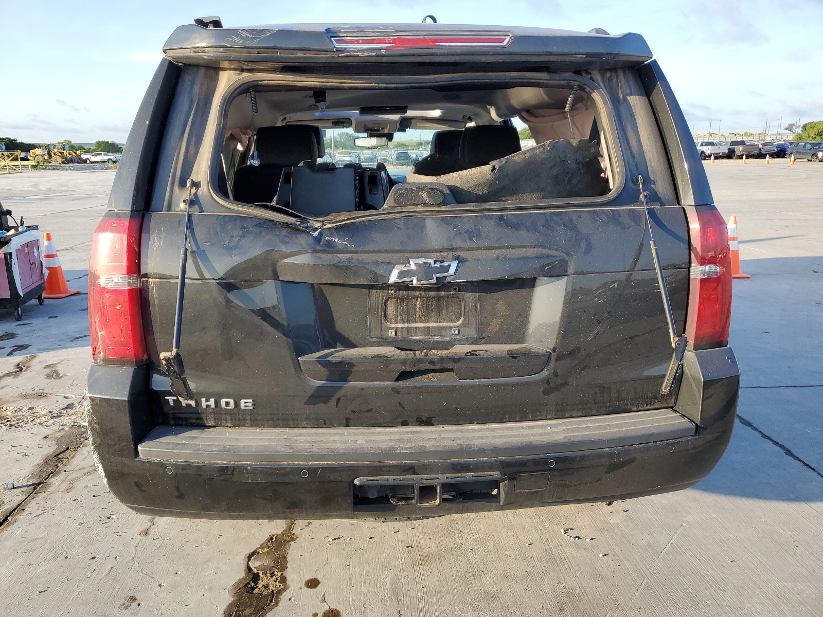 1GNSKBKC2JR197523 2018 Chevrolet Tahoe K1500 Lt