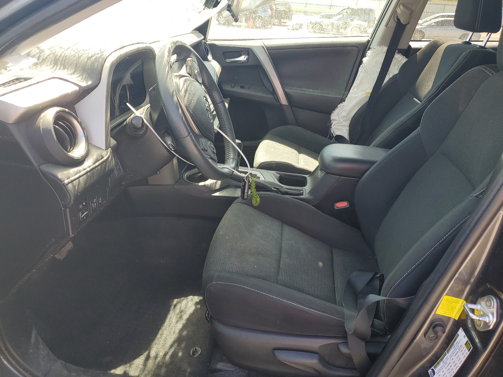 2T3WFREV9HW394249 2017 Toyota Rav4 Xle