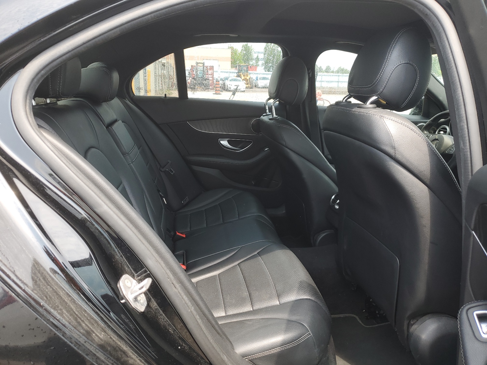 55SWF4KB1GU167556 2016 Mercedes-Benz C 300 4Matic