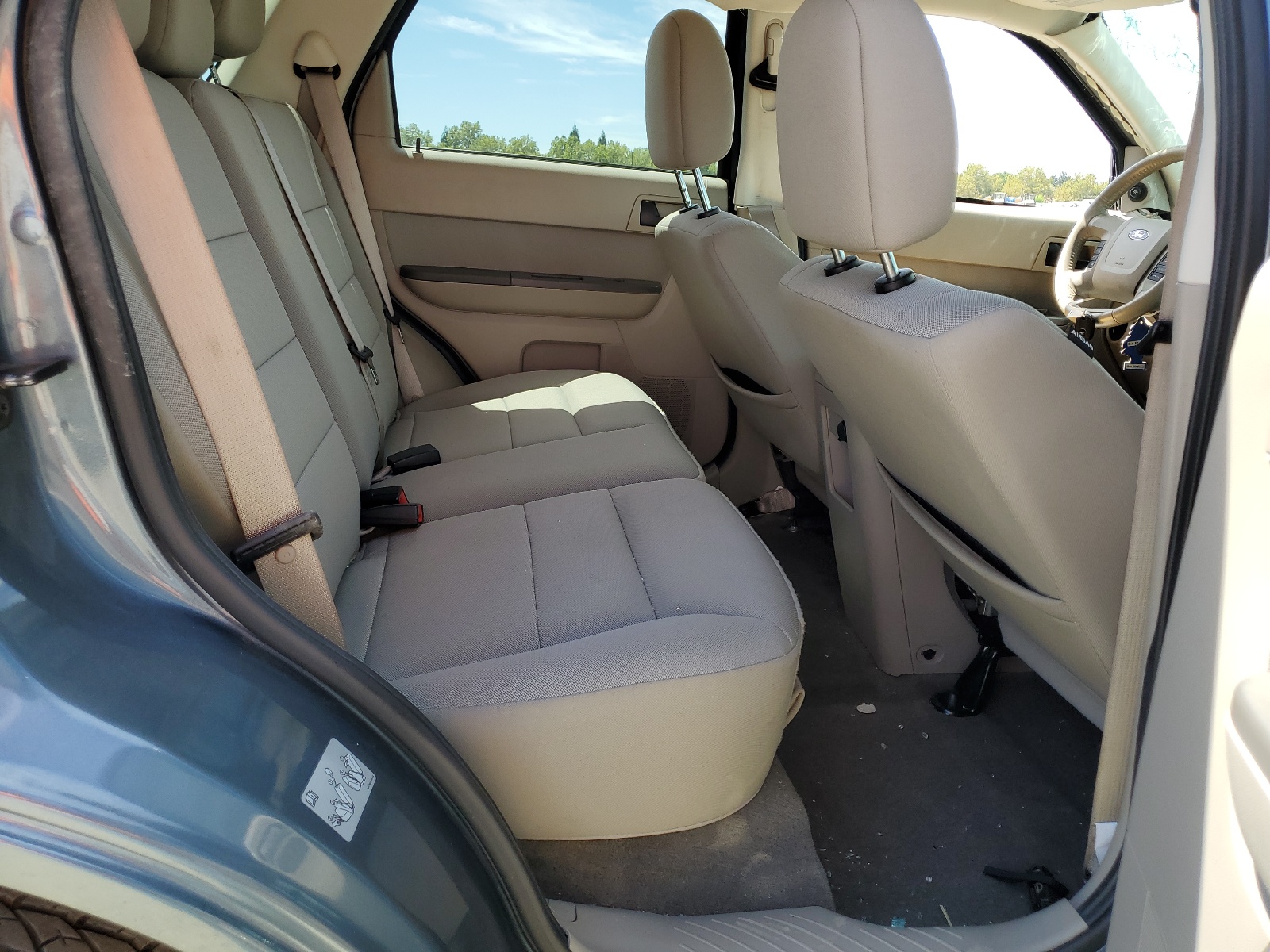 1FMCU0DG1AKD11608 2010 Ford Escape Xlt