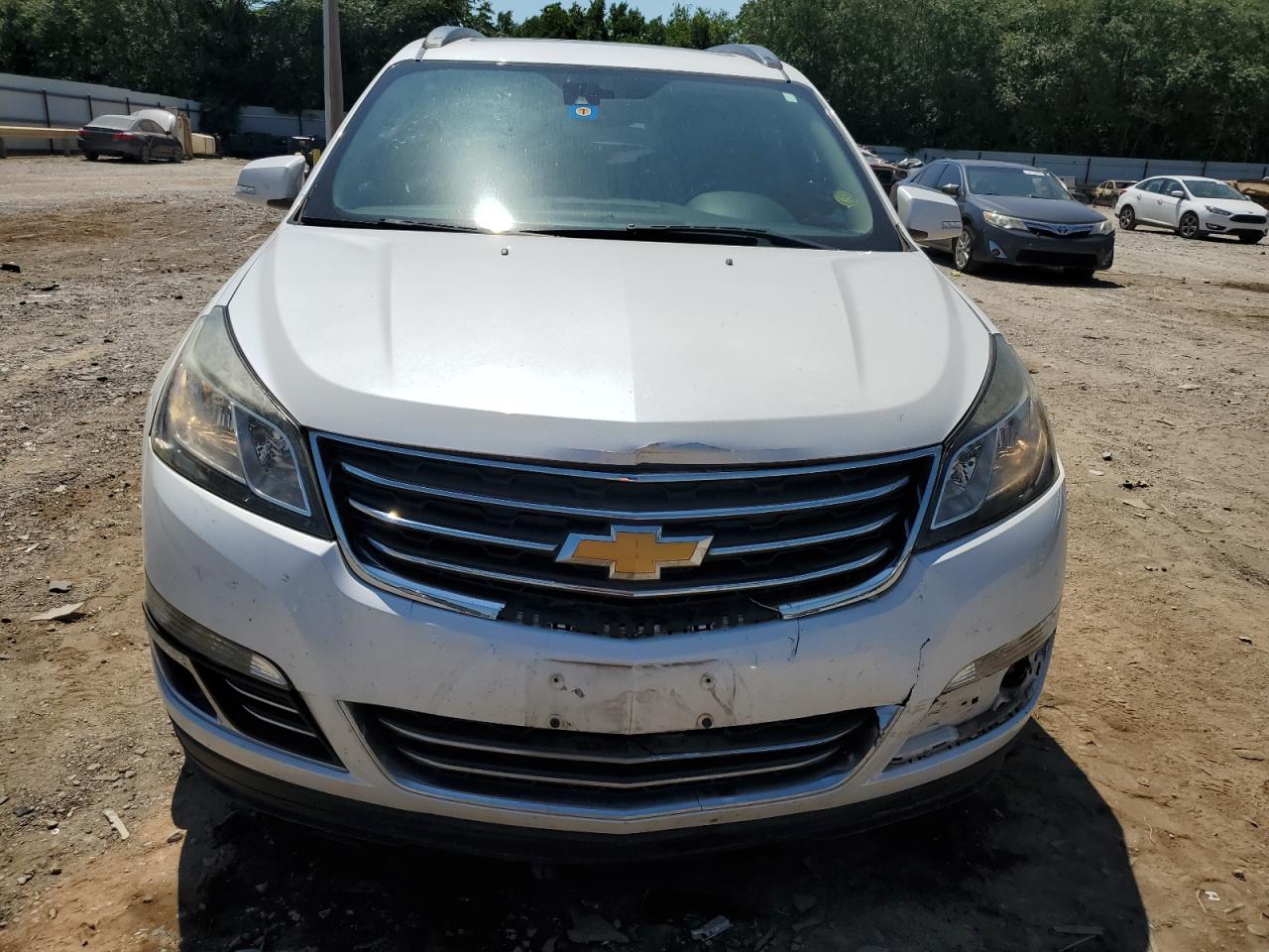 VIN 1GNKRJKD4HJ205242 2017 CHEVROLET TRAVERSE no.5