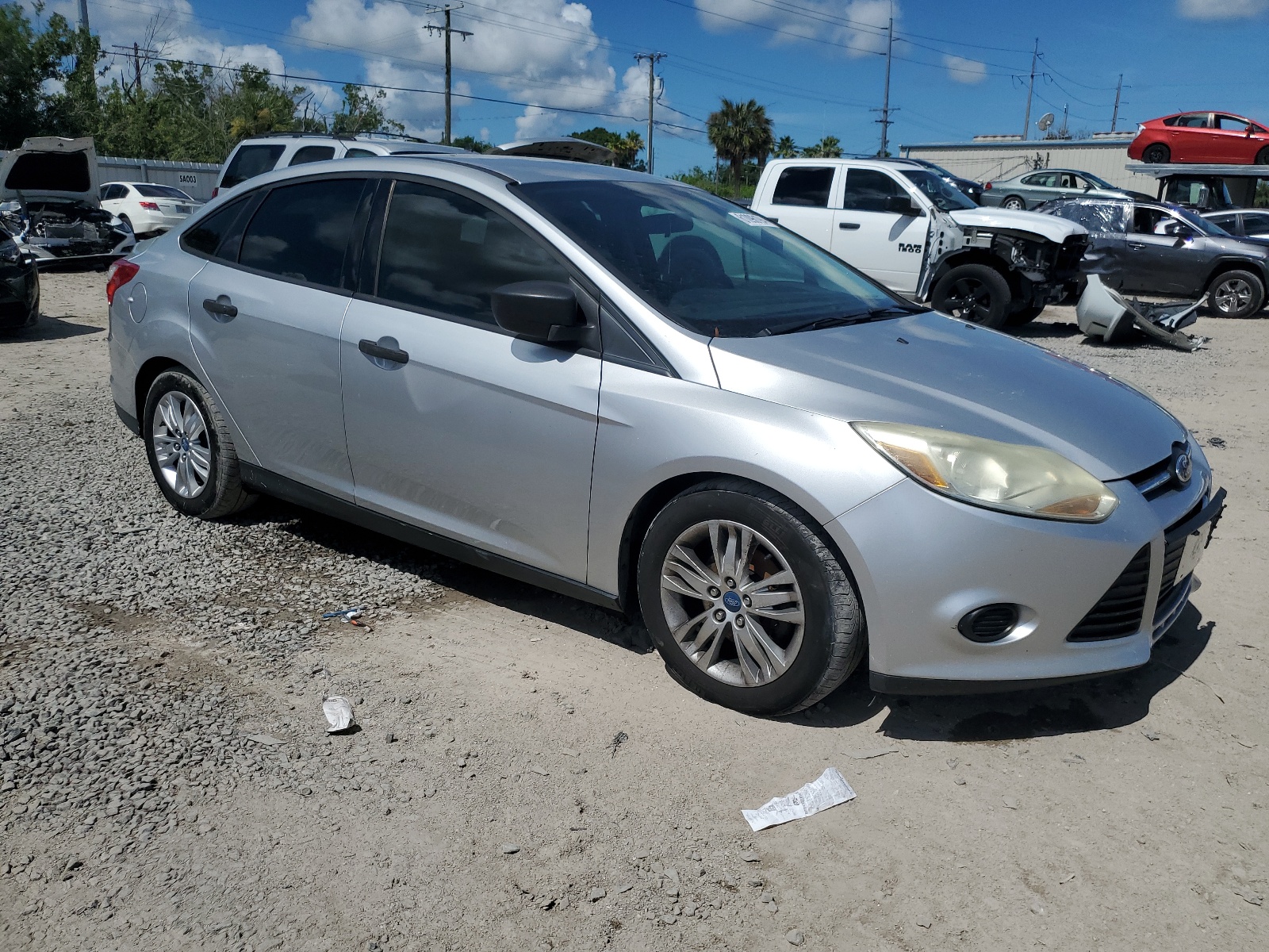 2013 Ford Focus S vin: 1FADP3E23DL259925