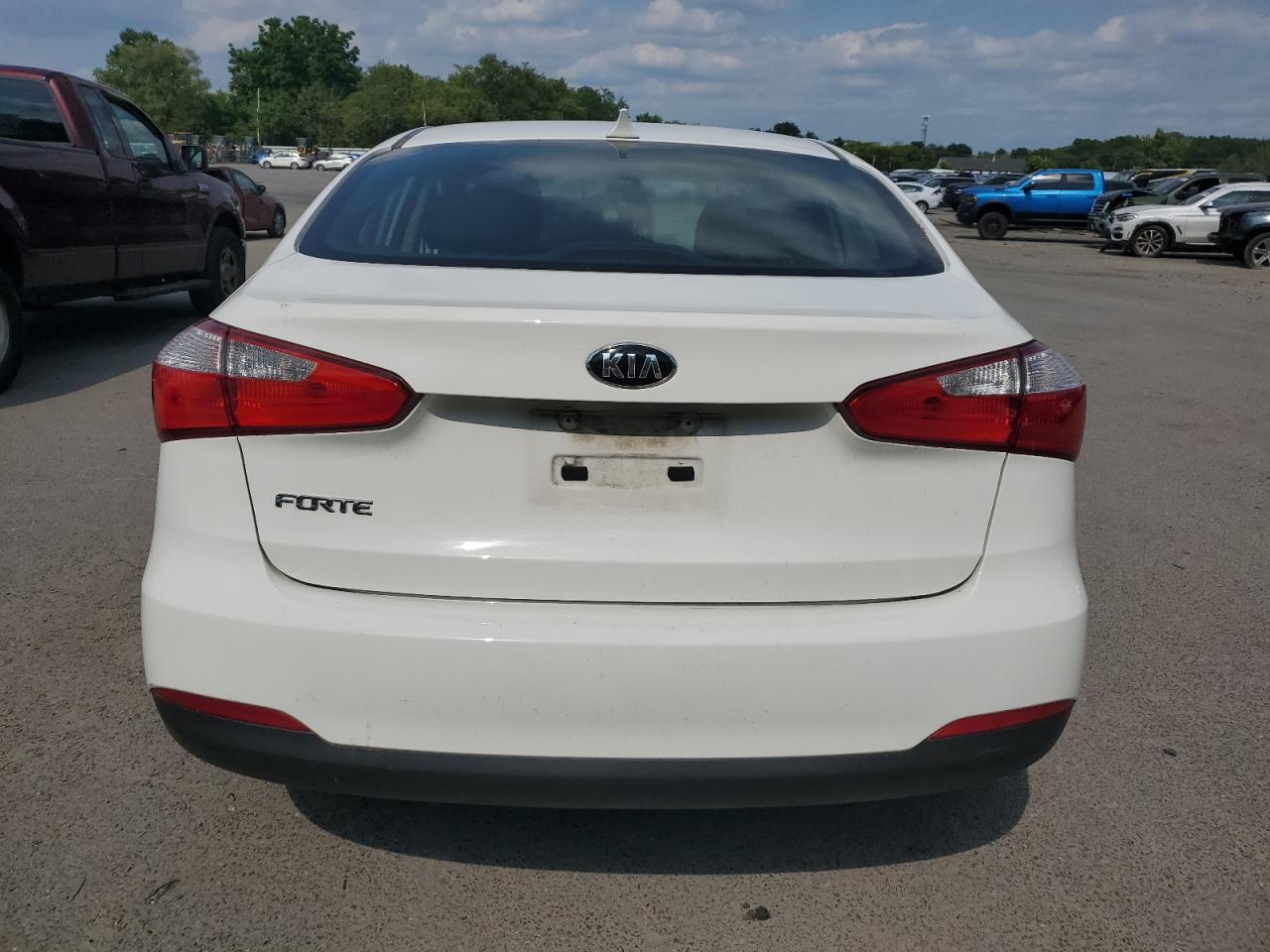 KNAFK4A6XG5510980 2016 Kia Forte Lx