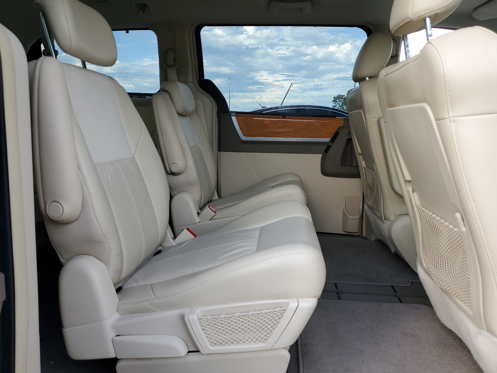 2A8HR64X69R573578 2009 Chrysler Town & Country Limited