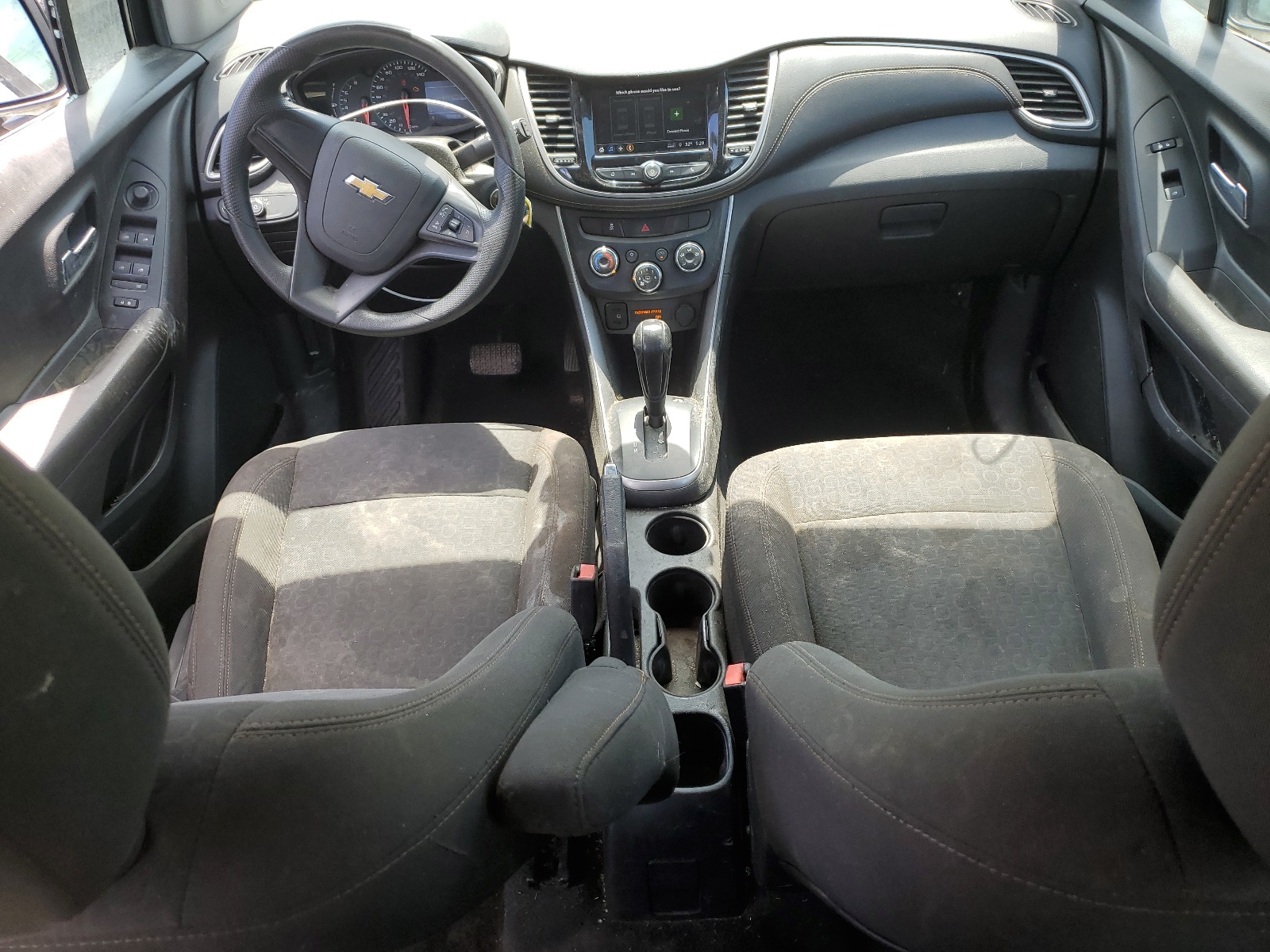 KL7CJNSB9JB733656 2018 Chevrolet Trax Ls