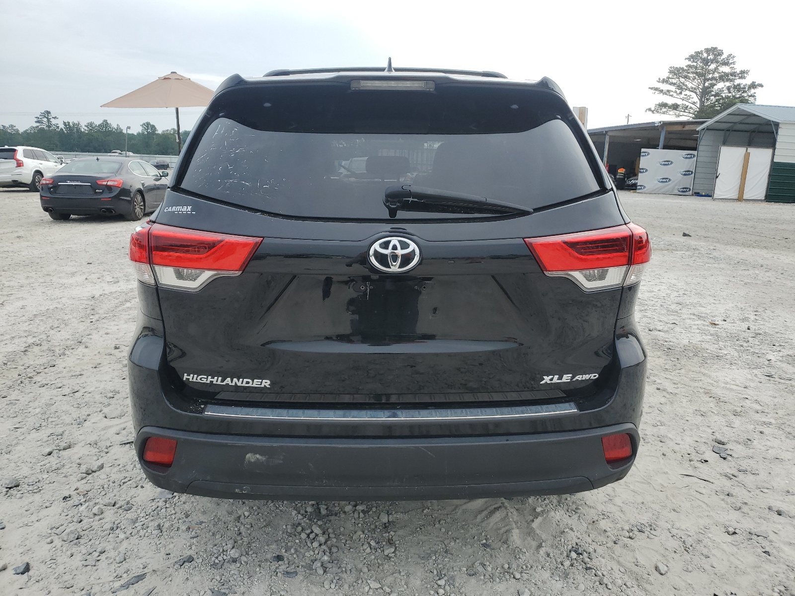 5TDJZRFH0JS821660 2018 Toyota Highlander Se