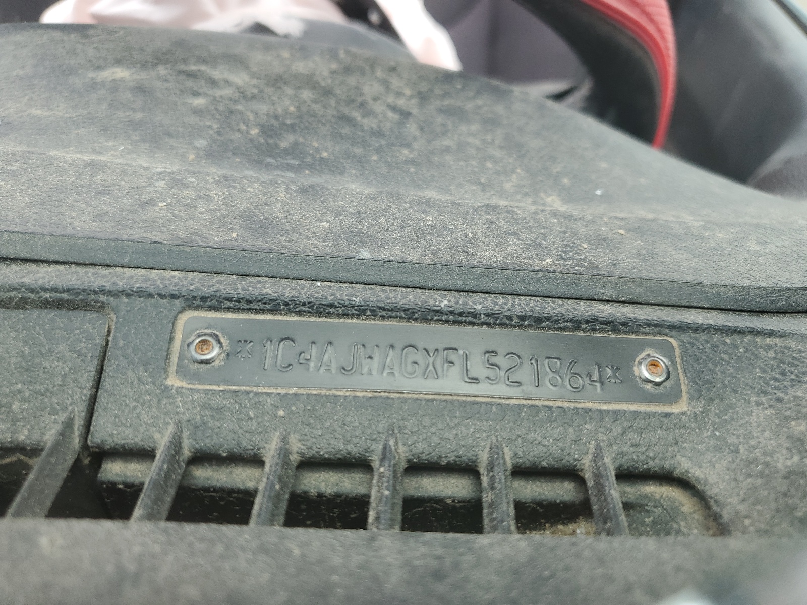 1C4AJWAGXFL521864 2015 Jeep Wrangler Sport