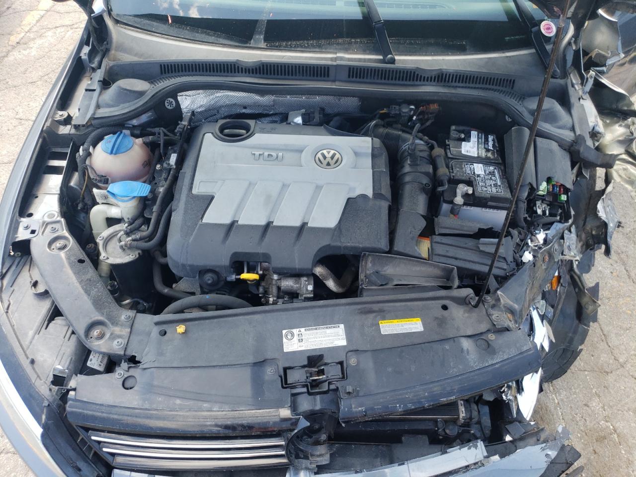 3VWLL7AJ1EM439634 2014 Volkswagen Jetta Tdi