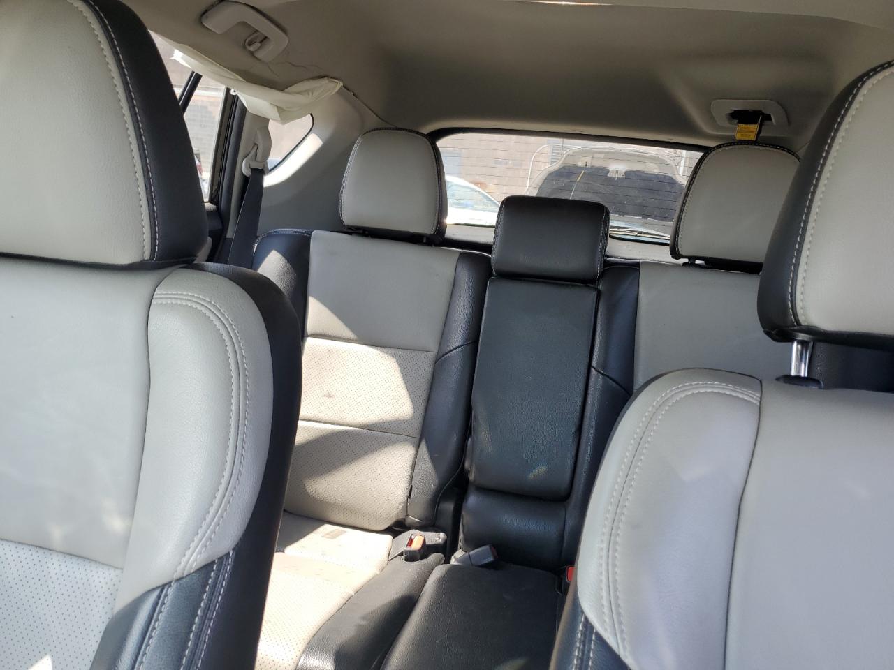 2017 Toyota Rav4 Xle VIN: 2T3RFREV5HW681729 Lot: 67293454