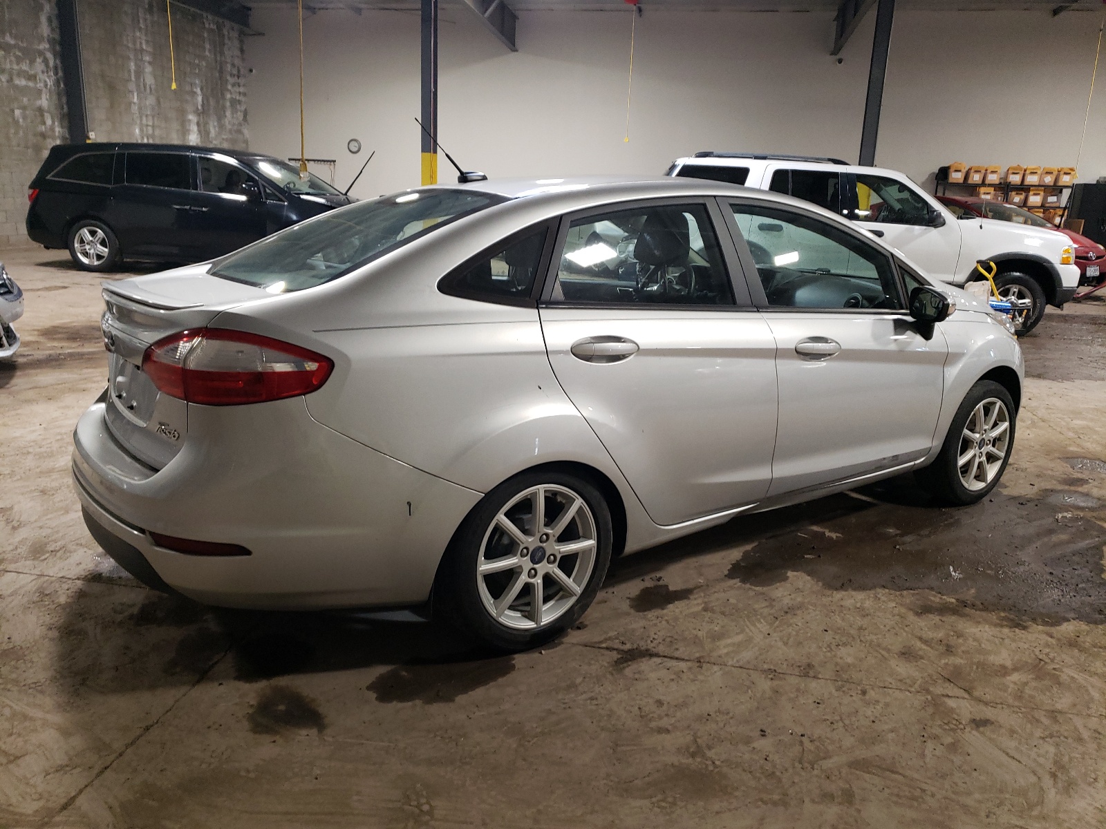 2016 Ford Fiesta Se vin: 3FADP4BJ7GM155846