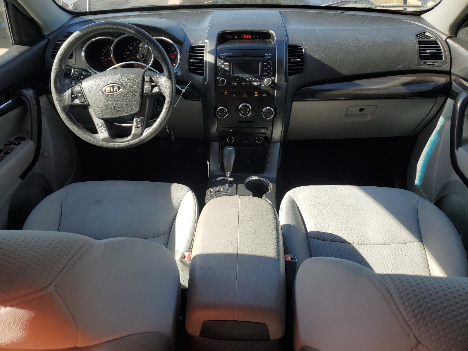 5XYKTDA63CG243682 2012 Kia Sorento Base