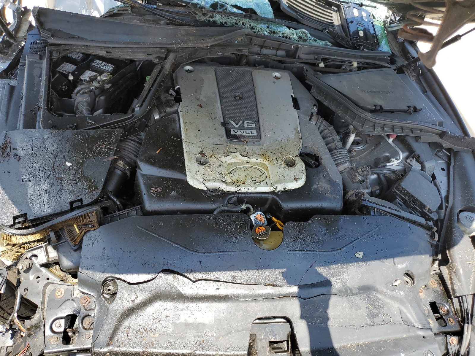 JN1BV7AR6EM699430 2014 Infiniti Q50 Base