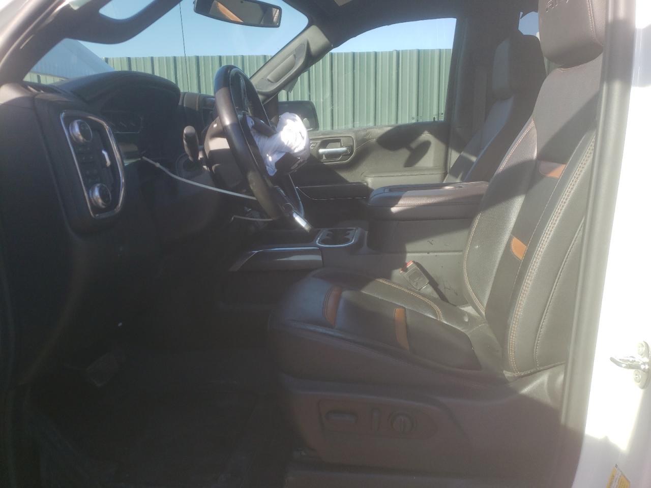 2021 GMC Sierra - Image 7