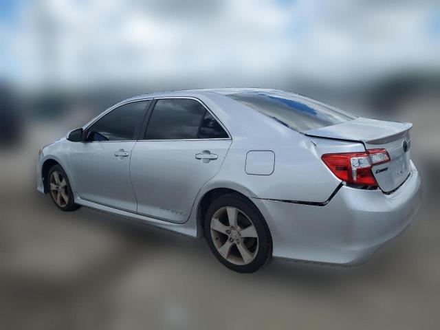  TOYOTA CAMRY 2012 Серебристый