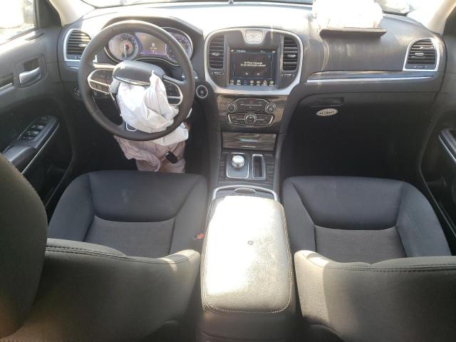  CHRYSLER 300 2022 Белый