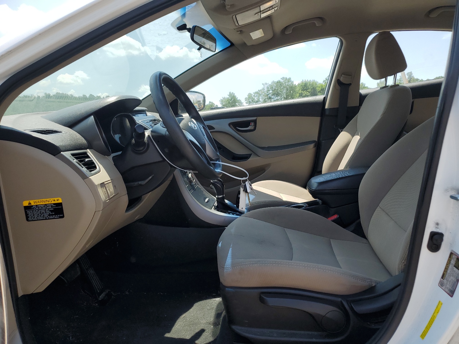 5NPDH4AEXGH668977 2016 Hyundai Elantra Se