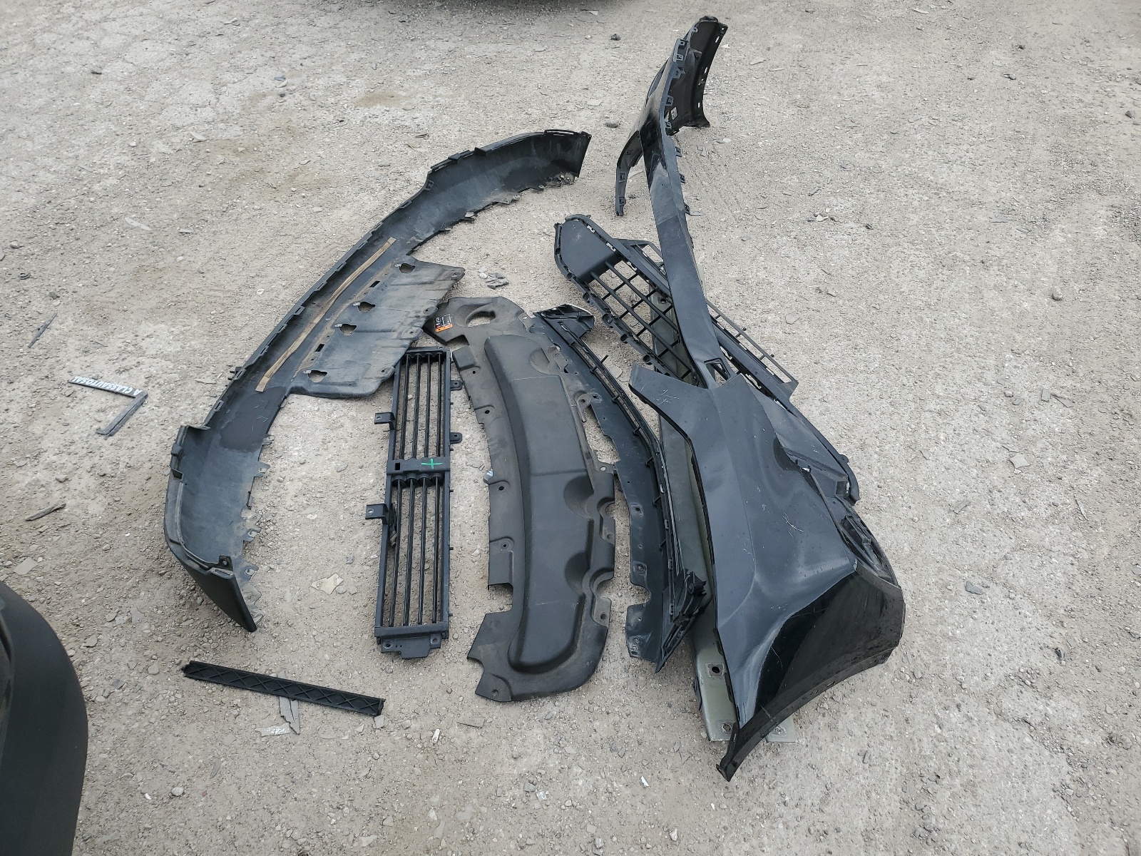 1GNERGKW9JJ206121 2018 Chevrolet Traverse Lt