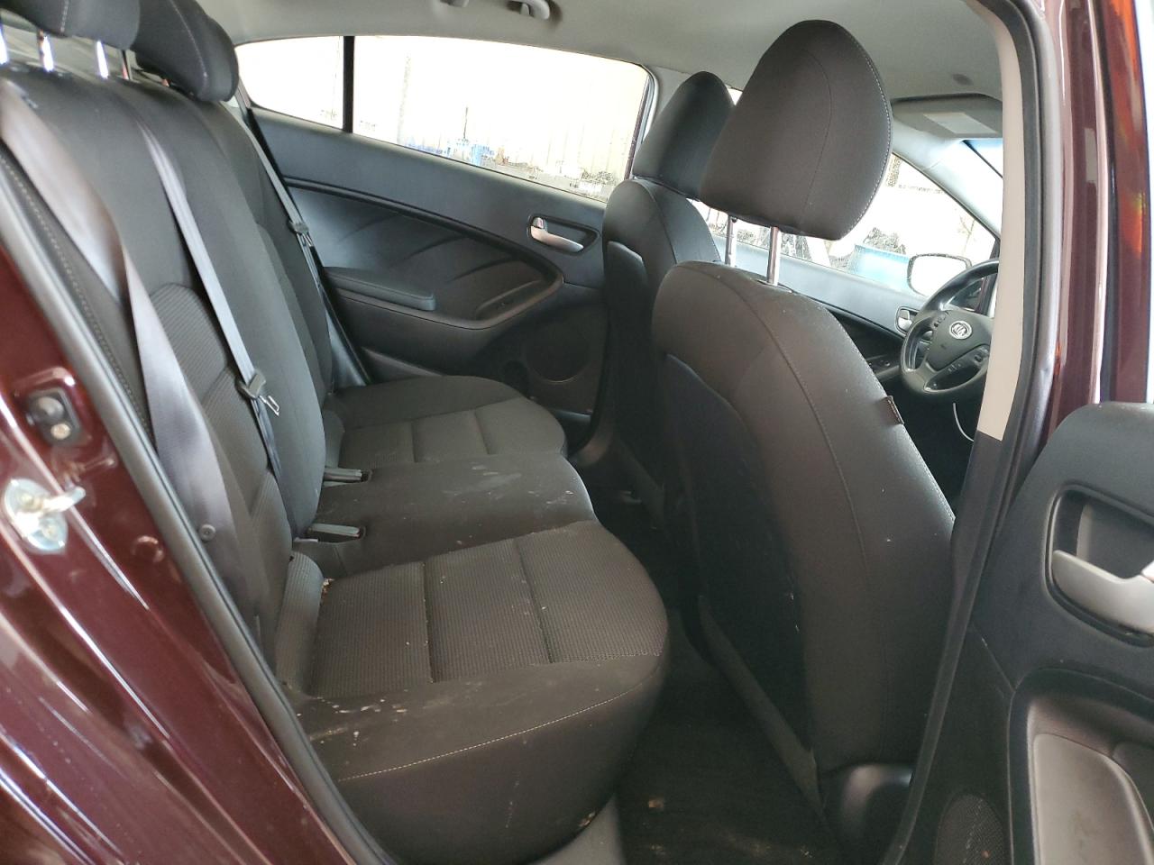 2017 Kia Forte Lx VIN: 3KPFK4A70HE141693 Lot: 57328424