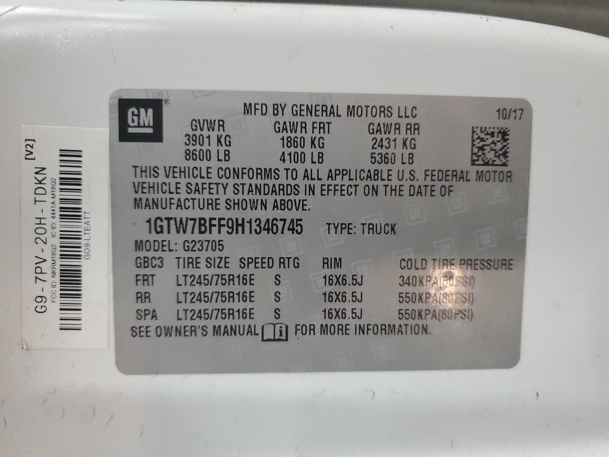 1GTW7BFF9H1346745 2017 GMC Savana G2500