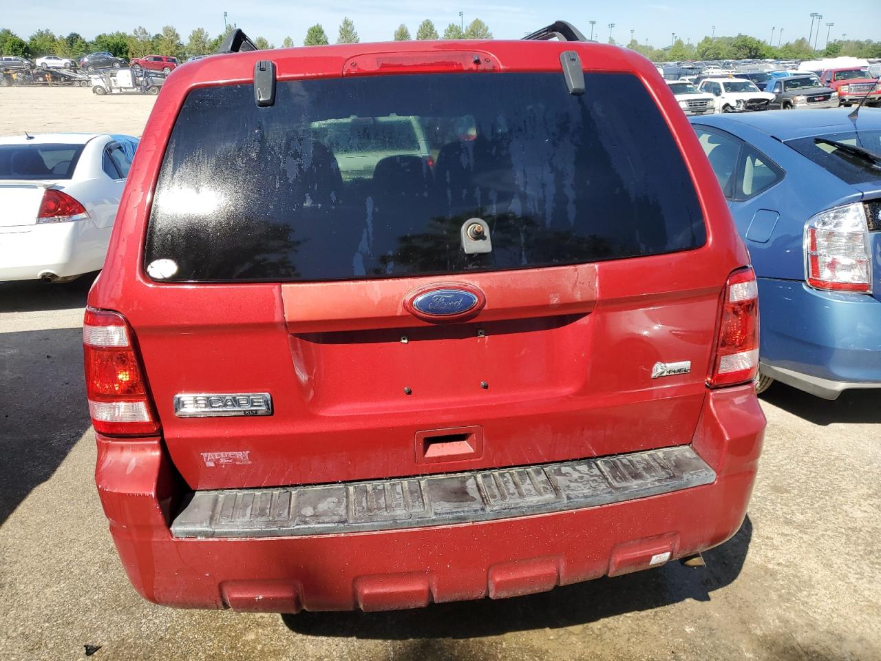 1FMCU0DGXAKC61775 2010 Ford Escape Xlt