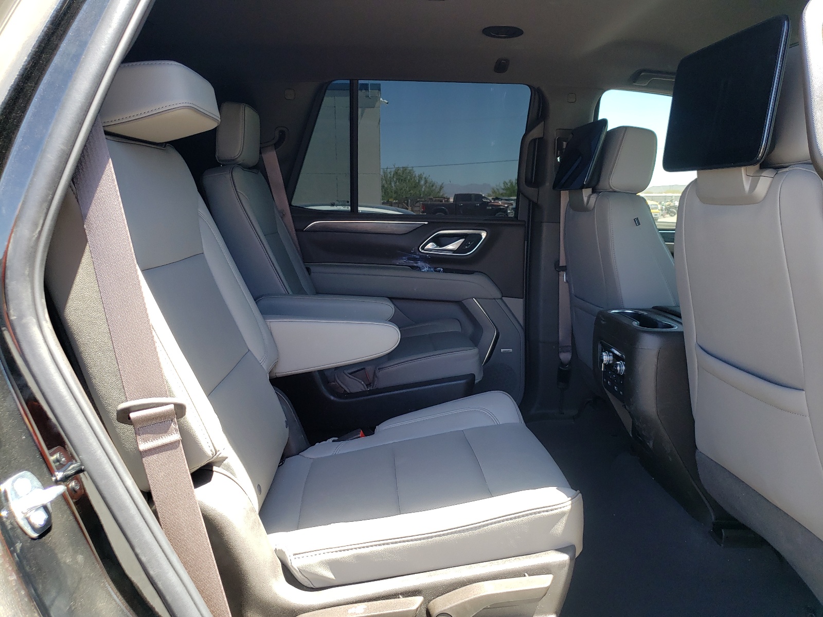 1GKS2BKT0RR119816 2024 GMC Yukon Slt