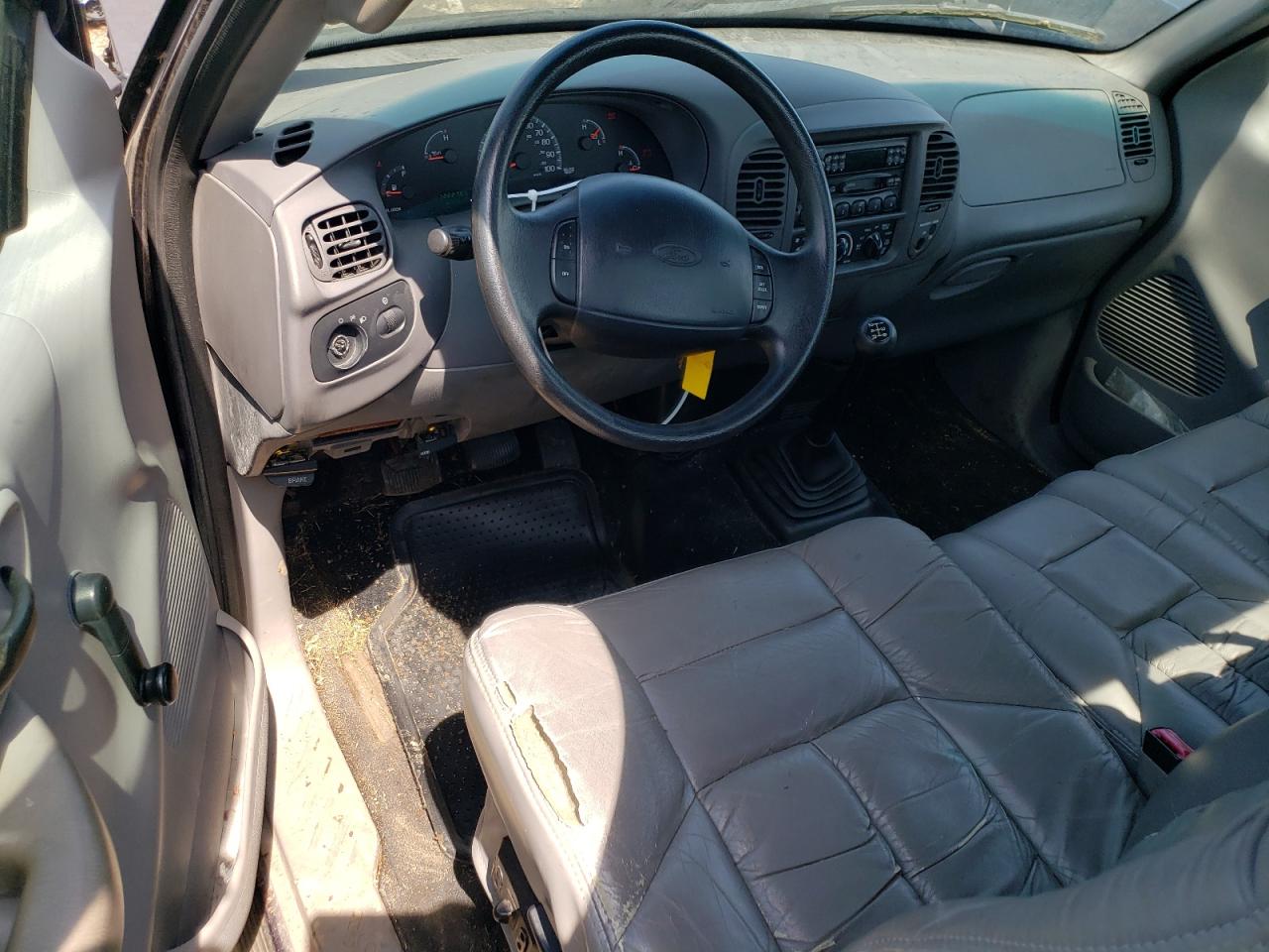 2000 Ford F150 VIN: 2FTZF1724YCA02261 Lot: 63601654