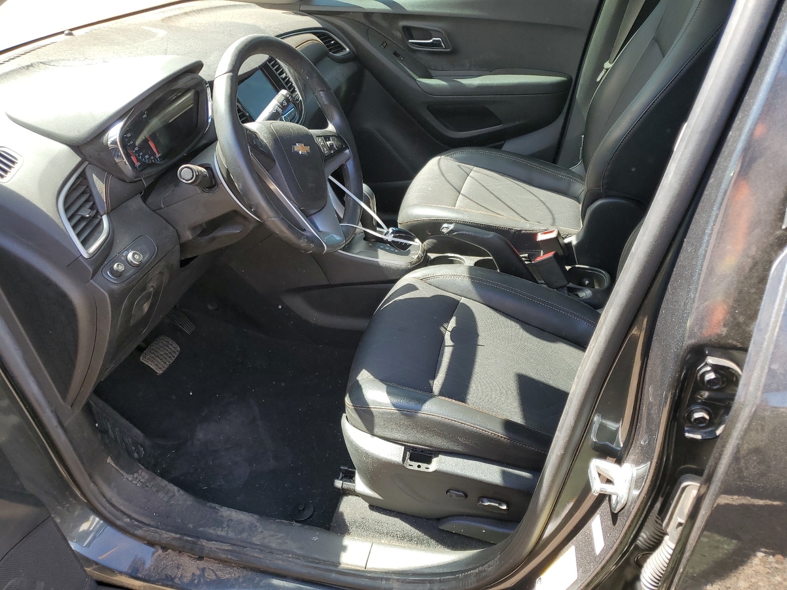 3GNCJLSB4JL217590 2018 Chevrolet Trax 1Lt