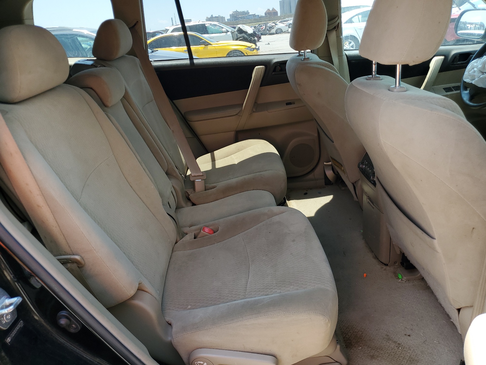 5TDZA3EH7AS007529 2010 Toyota Highlander