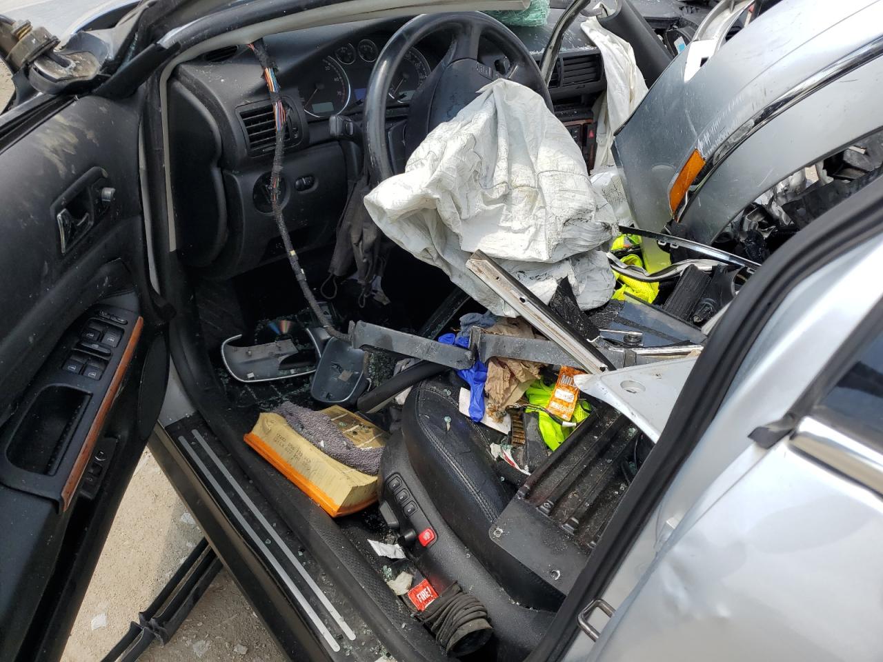 2004 Volkswagen Passat Glx VIN: WVWRH63B84P091581 Lot: 58897854