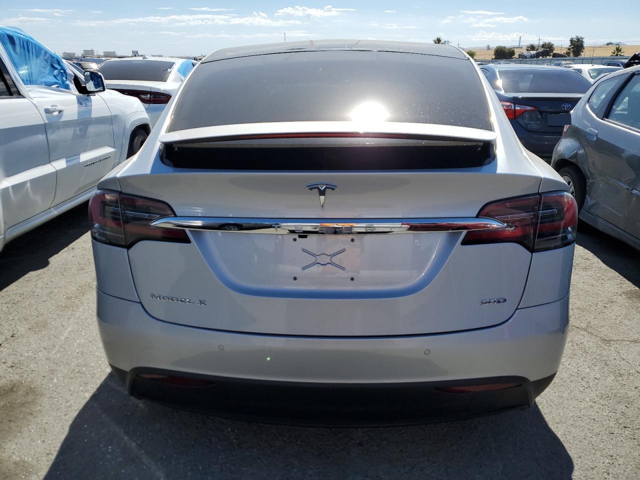 2016 Tesla Model X VIN: 5YJXCBE25GF001961 Lot: 60838274