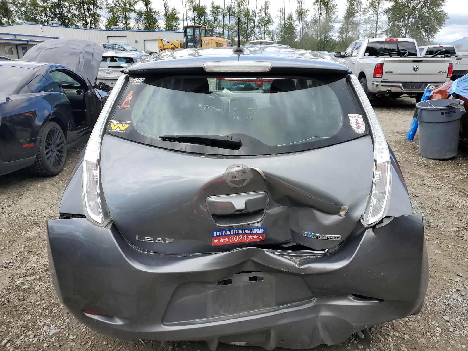 1N4AZ0CP7FC321324 2015 Nissan Leaf S