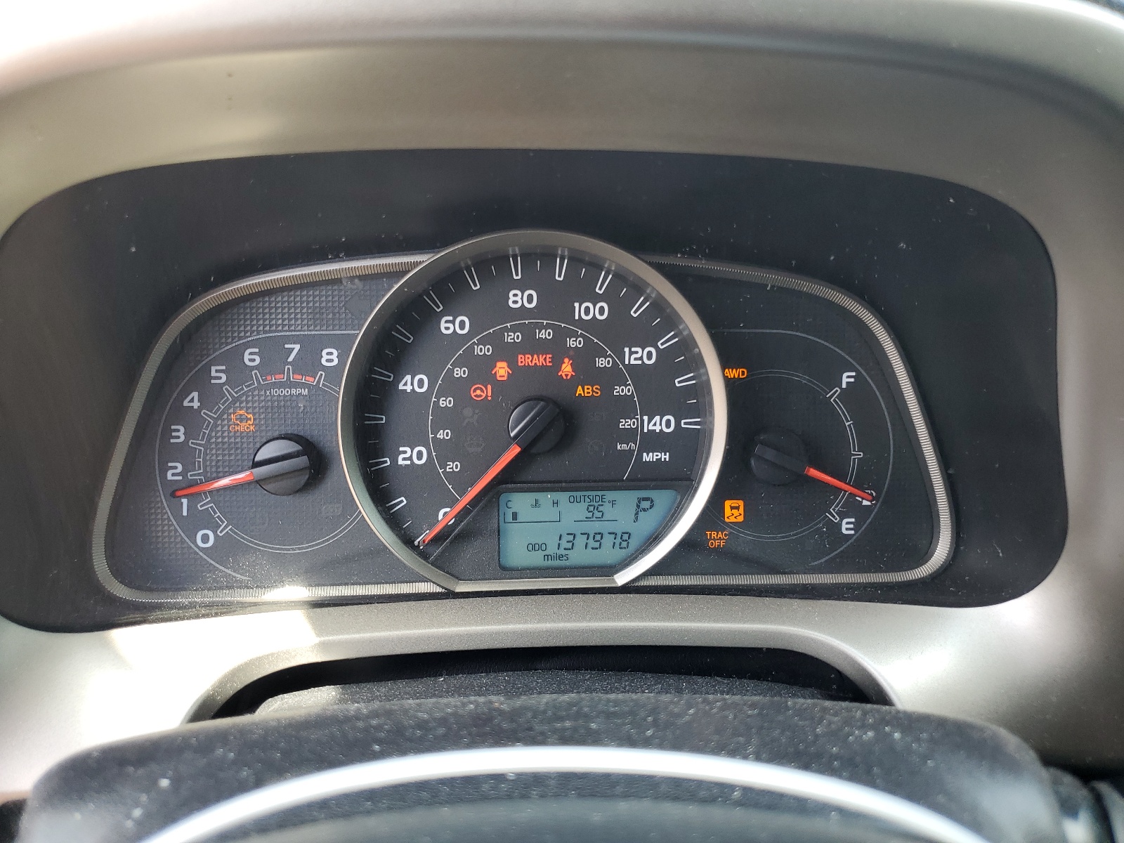 2T3RFREV3FW407975 2015 Toyota Rav4 Xle