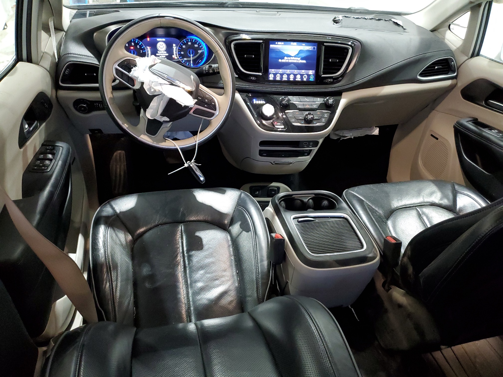 2C4RC1GG9JR251548 2018 Chrysler Pacifica Limited