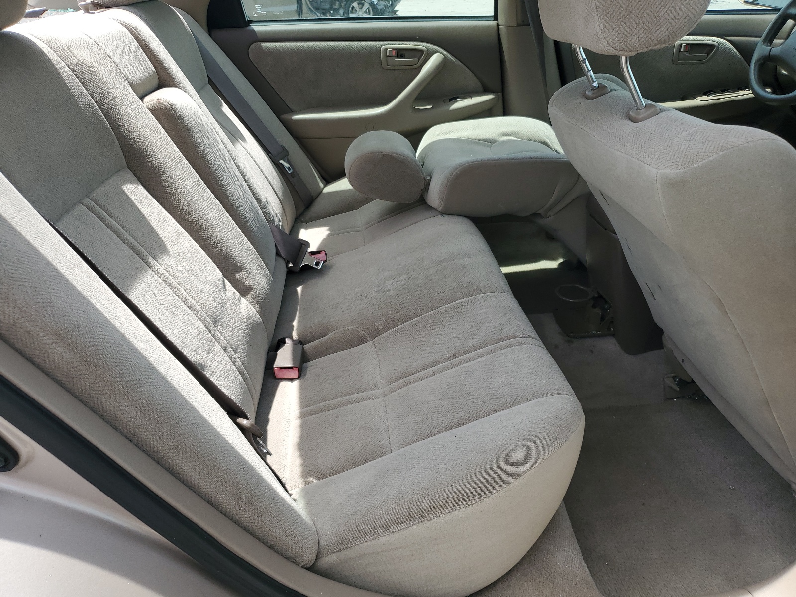 4T1BG22K2YU012763 2000 Toyota Camry Ce