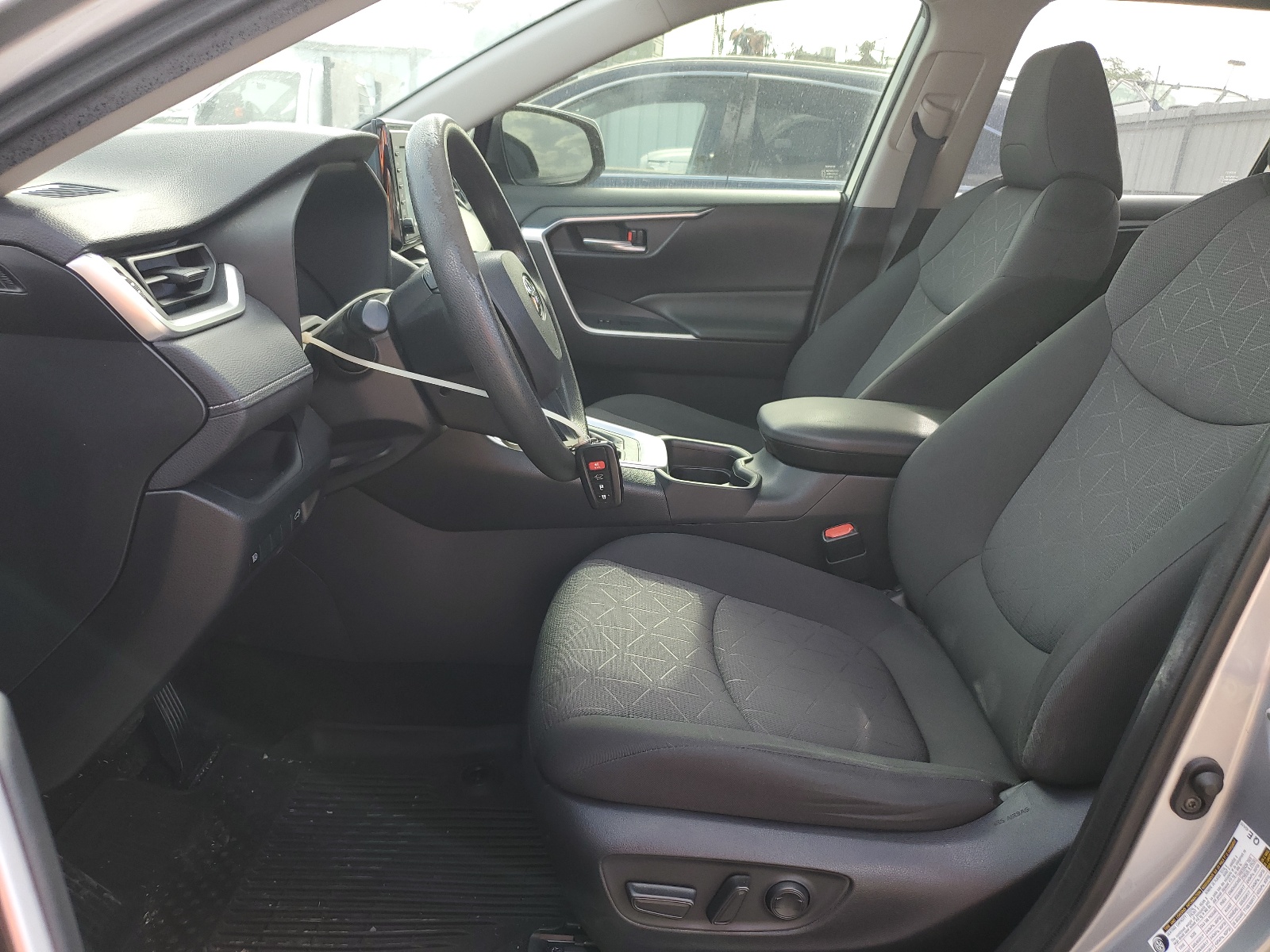 JTMW1RFV5KD025373 2019 Toyota Rav4 Xle