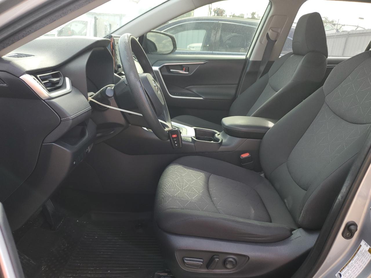 2019 Toyota Rav4 Xle VIN: JTMW1RFV5KD025373 Lot: 57729454