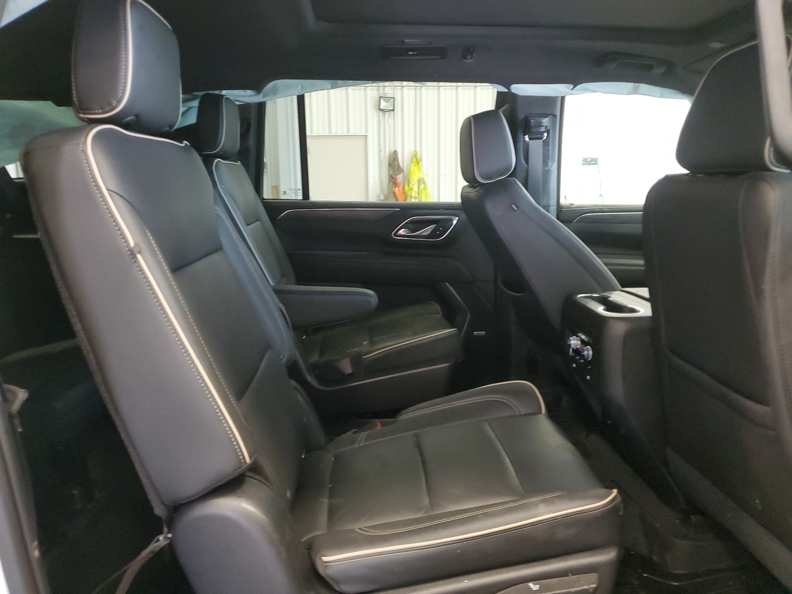 1GKS2GKD9MR427002 2021 GMC Yukon Xl K1500 Slt