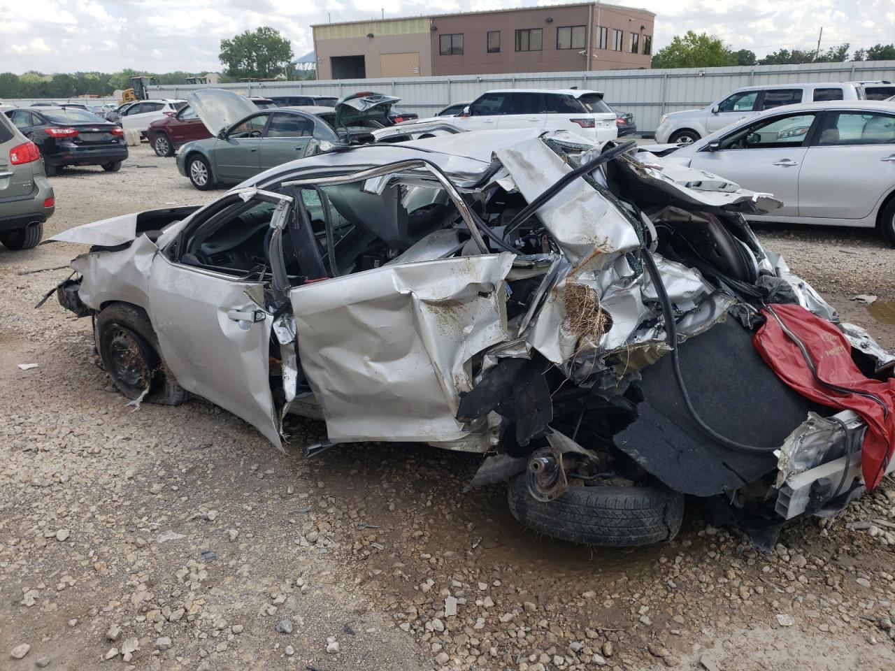2014 Toyota Camry - Image 2