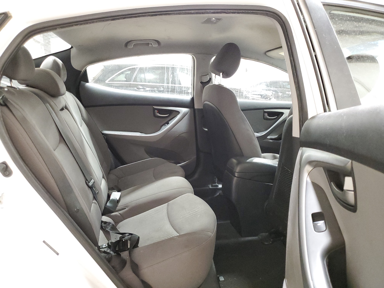 5NPDH4AE7GH664000 2016 Hyundai Elantra Se