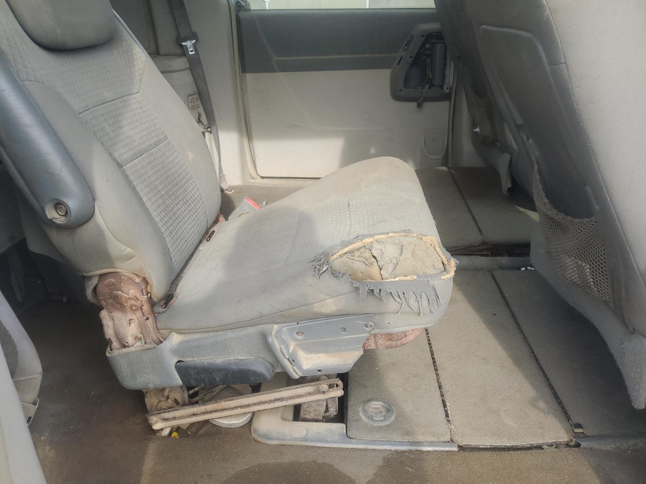 2010 Chrysler Town & Country Touring VIN: 2A4RR5D15AR152015 Lot: 60129944