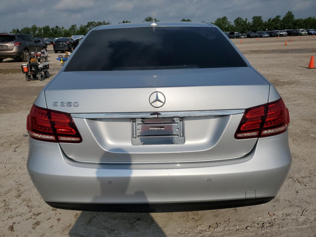 2014 Mercedes-Benz E 350 VIN: WDDHF5KB9EA860659 Lot: 56942424