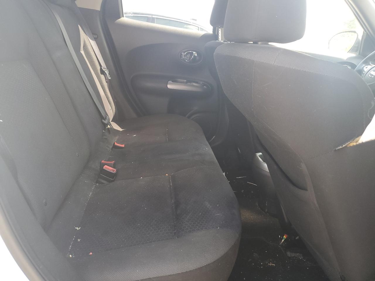 2014 Nissan Juke S VIN: JN8AF5MV5ET357321 Lot: 58629604