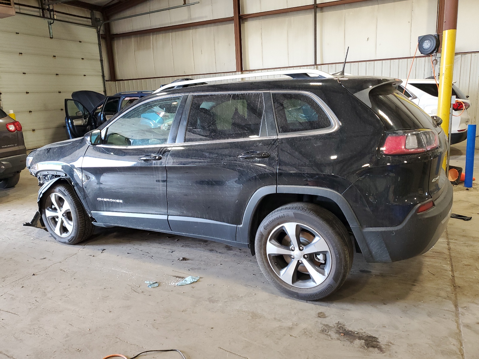 2021 Jeep Cherokee Limited vin: 1C4PJMDX1MD116686