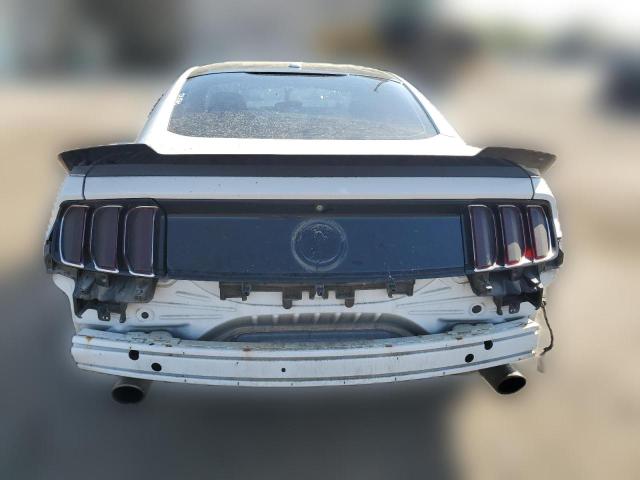 Купе FORD MUSTANG 2015 Белый