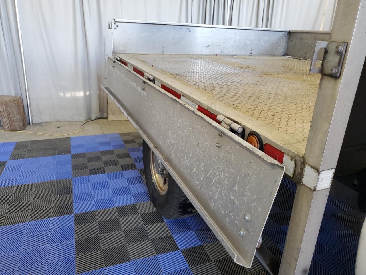 2002 Ford F350 Srw Super Duty VIN: 1FTSW31F82EB93001 Lot: 60001724