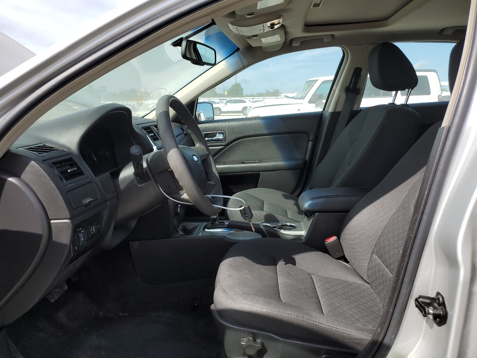 3FAHP0HA0AR260630 2010 Ford Fusion Se