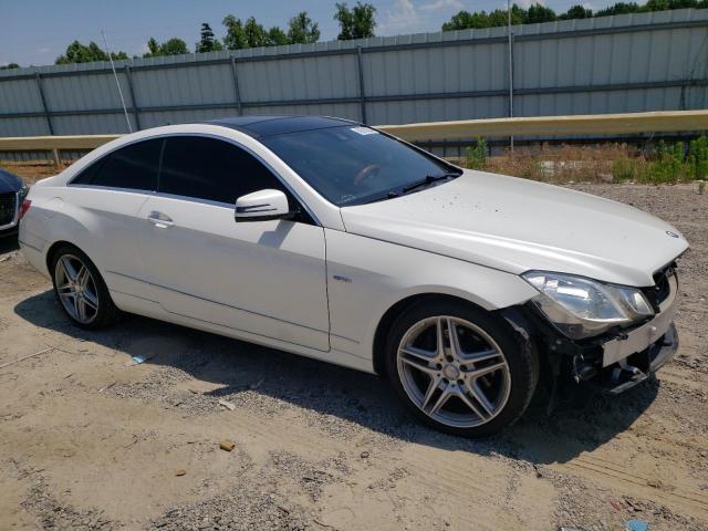  MERCEDES-BENZ E-CLASS 2012 Biały