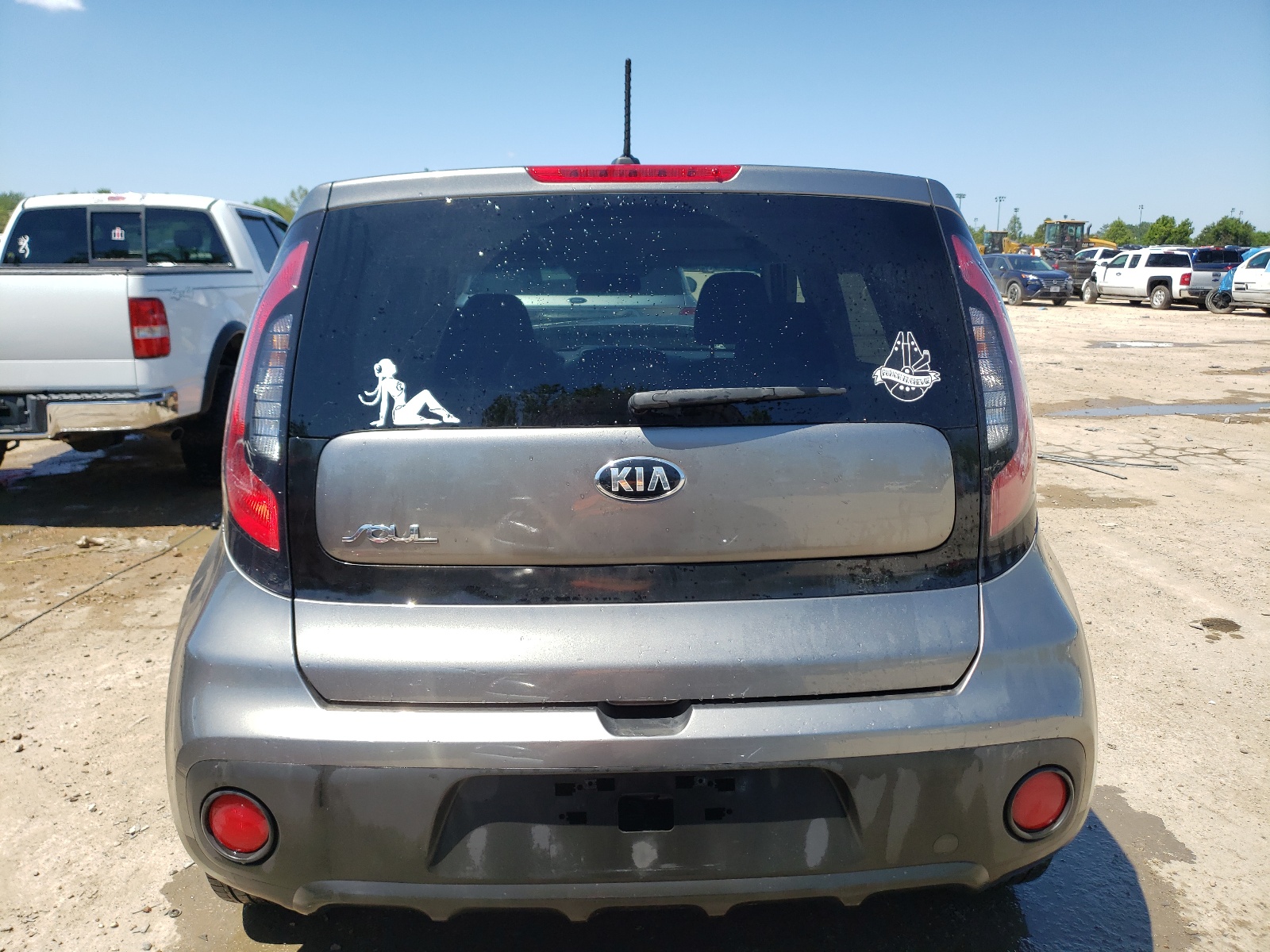 KNDJN2A25H7431051 2017 Kia Soul